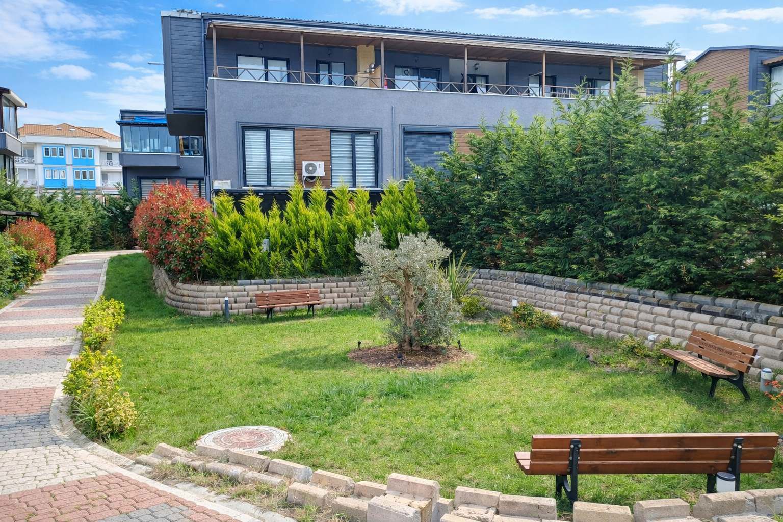 COLORIST ŞILEDE HAVUZ MANZARALI, BARBEKÜLÜ BALKONLU 1+1 KIRALIK