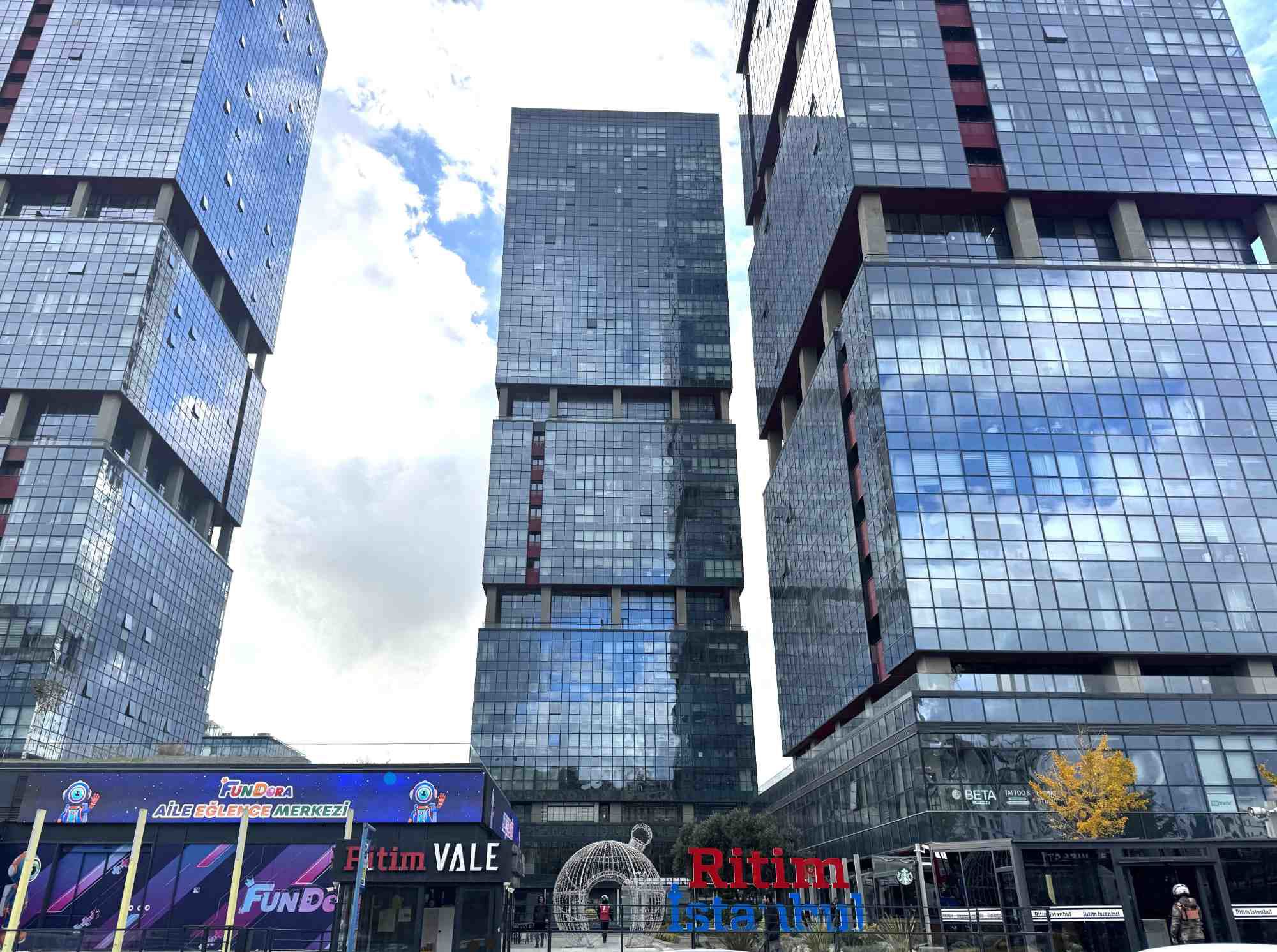 MALTEPE RITIM İSTANBUL'DA 31. KAT 43 M2 KIRALIK STÜDYO DAIRE!