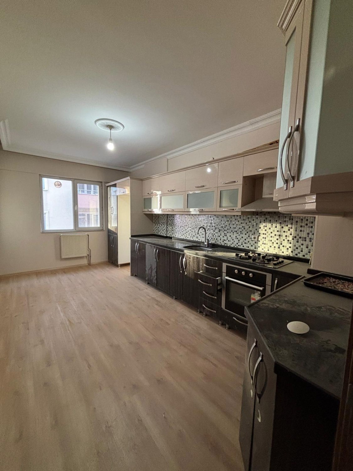 REMAX ARTIS'DEN YILDIZKENT'TE SATILIK 3+1 DAIRE