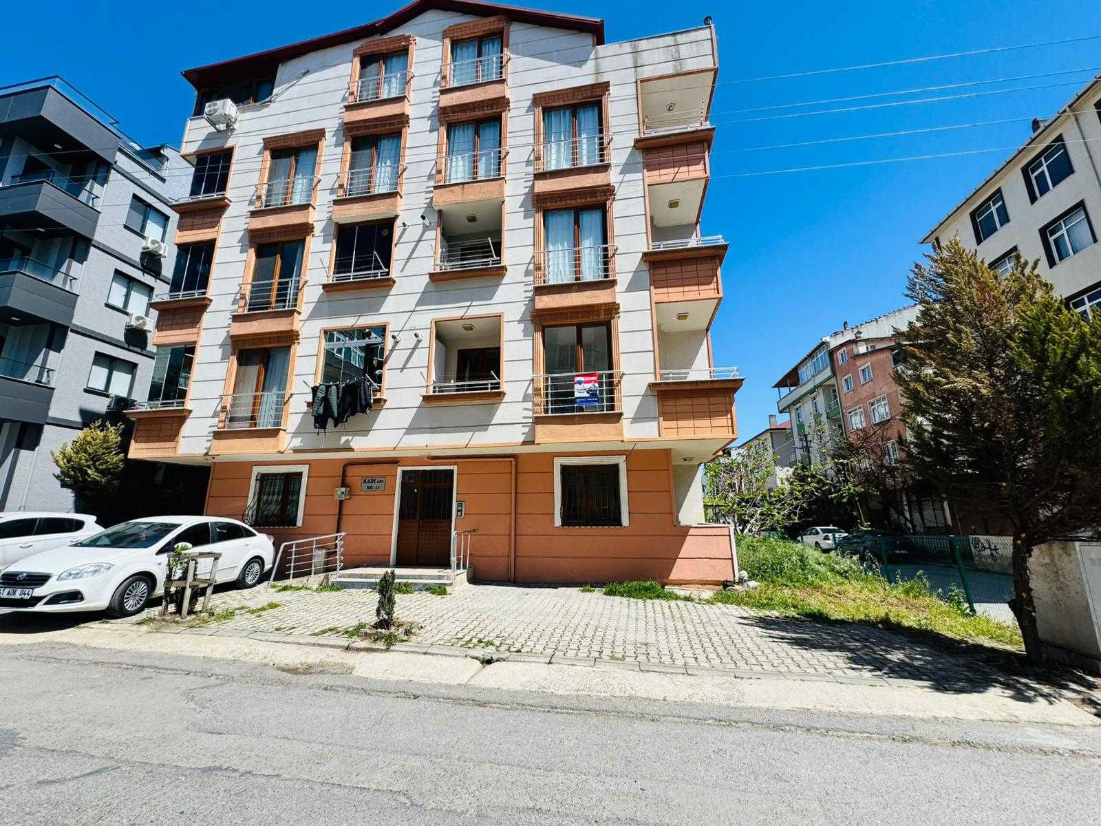 TATLIKUYU MAHALLESI’DE MERKEZI KONUMDA, ASANSÖRLÜ & OTOPARKLI 3+1 KIRALIK DAIRE