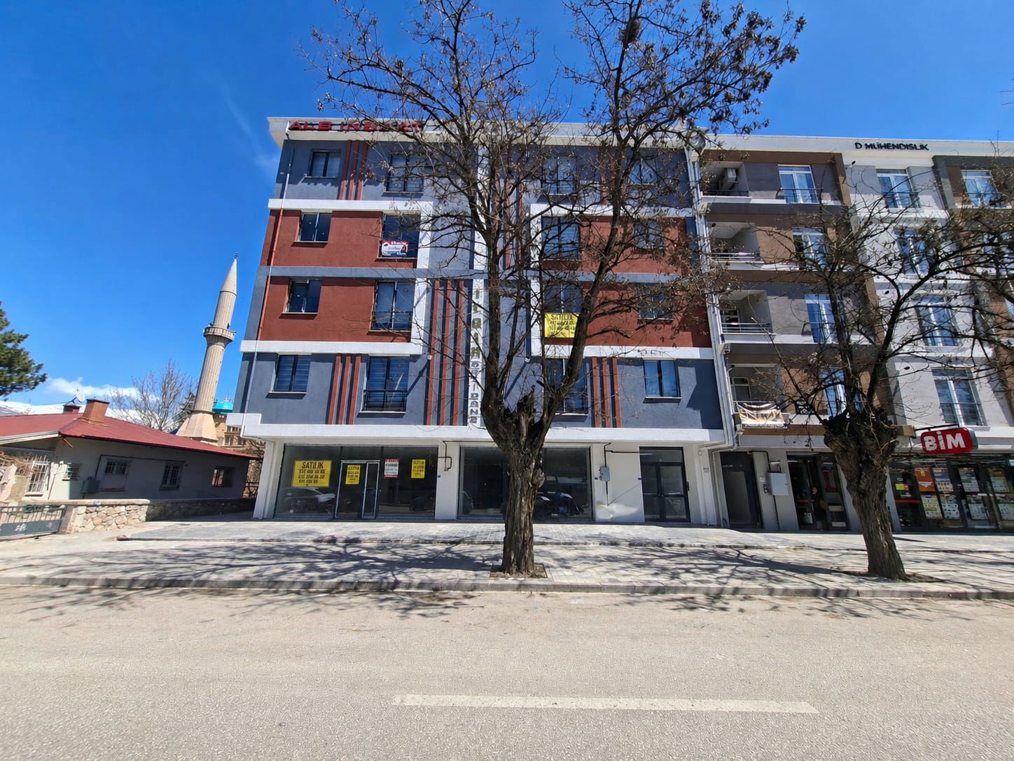 REMAX DEM'DEN 13 ŞUBAT CADDESİ ÜZERİ EŞYALI KİRALIK 1+1 DAİRE
