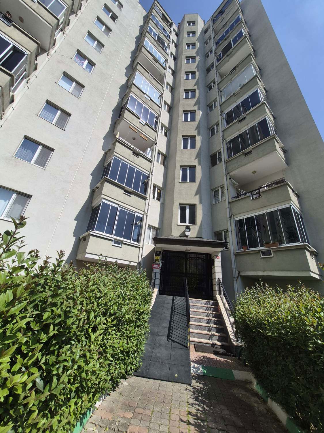 REMAX ADVANTAGE DEN 29 EKIM MAHALLESI SITE IÇI ARAKAT KIRALIK DAIRE