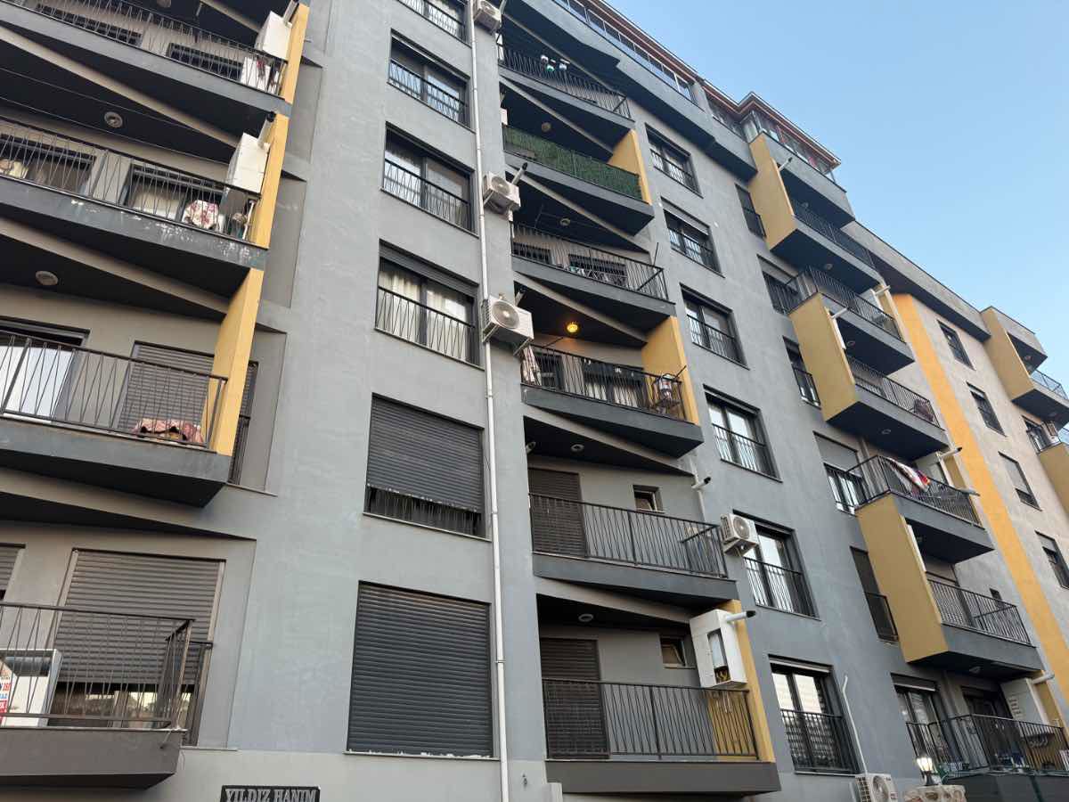 MENEMEN ASARLIK 1+1 YENİ EŞYALI SATILIK DAİRE
