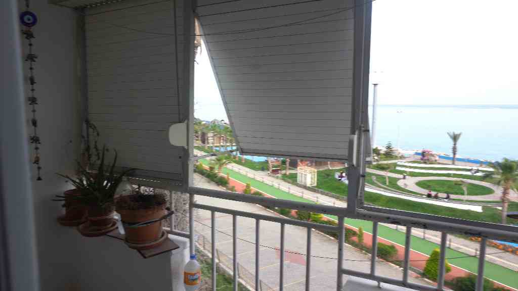 REMAX GÜNEY'DEN DENİZE SIFIR DAİRE
