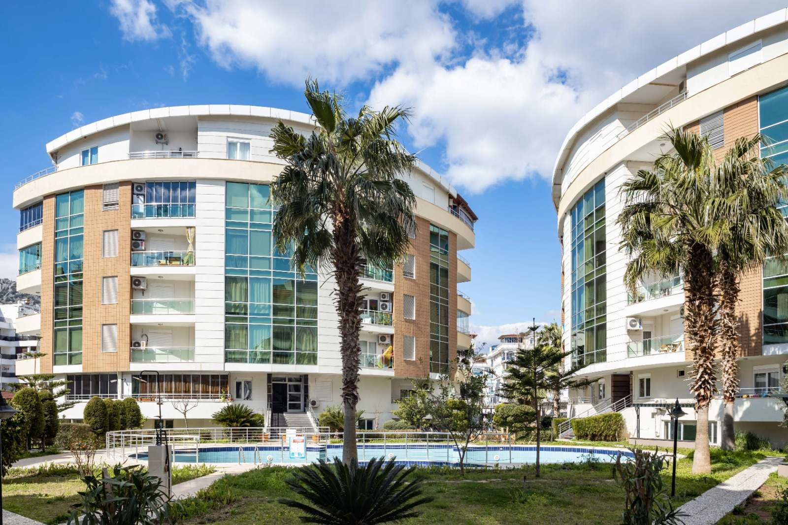 KONYAALTI HURMA NATUREL PARK RESIDENCE'DE 2+1 SATILIK DAIRE