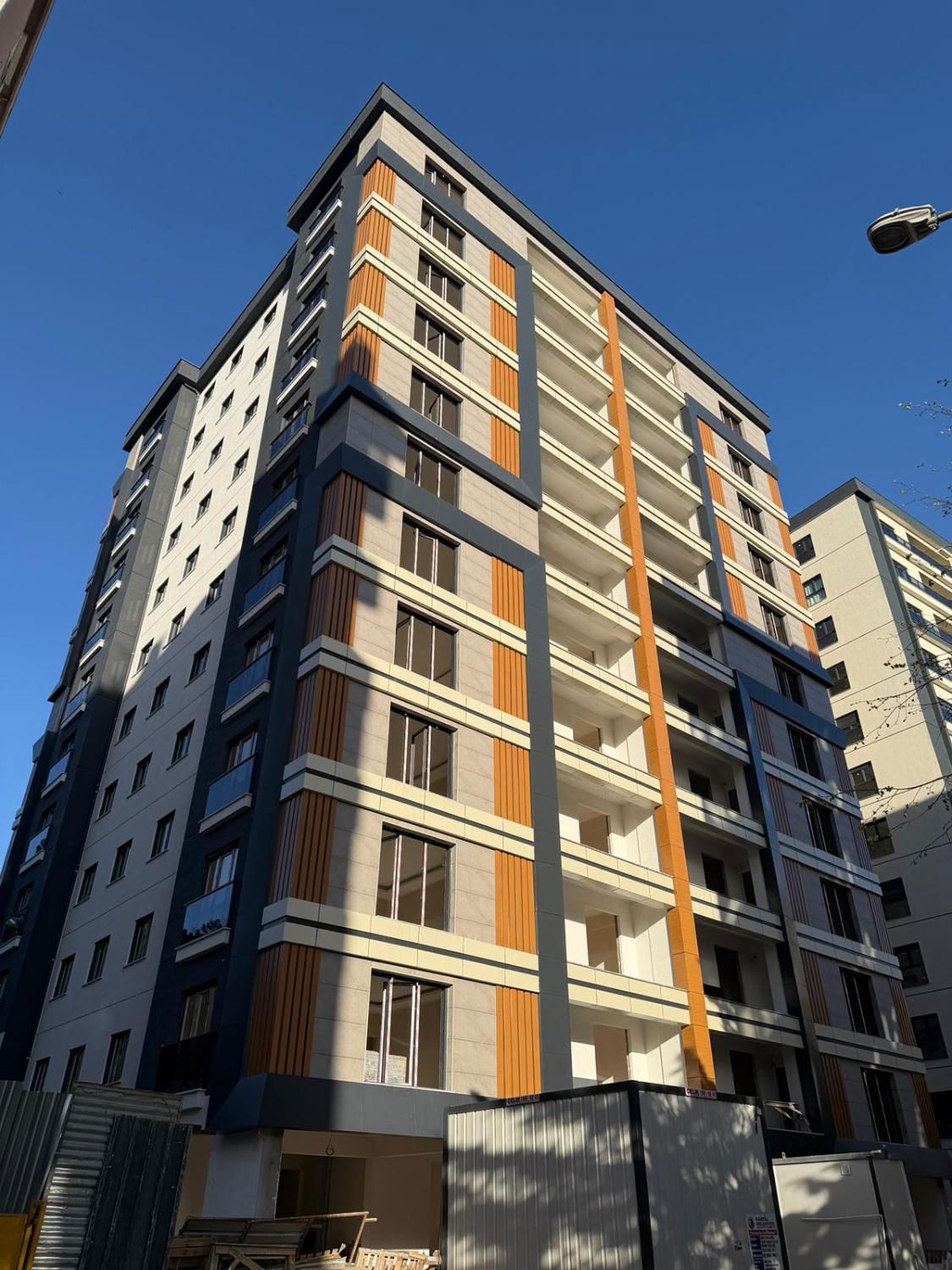 KARTAL UĞURMUMCU MAHALLESİNDE SATILIK 3+1 DAİRE