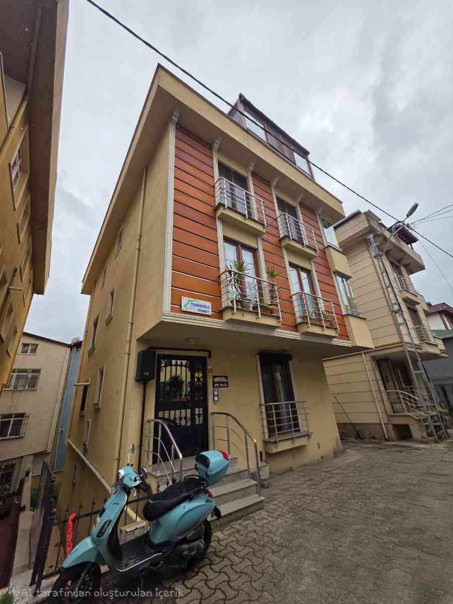 İÇERENKÖY'DE M8 METROSUNA YAKIN SATILIK 2+1 DAİRE