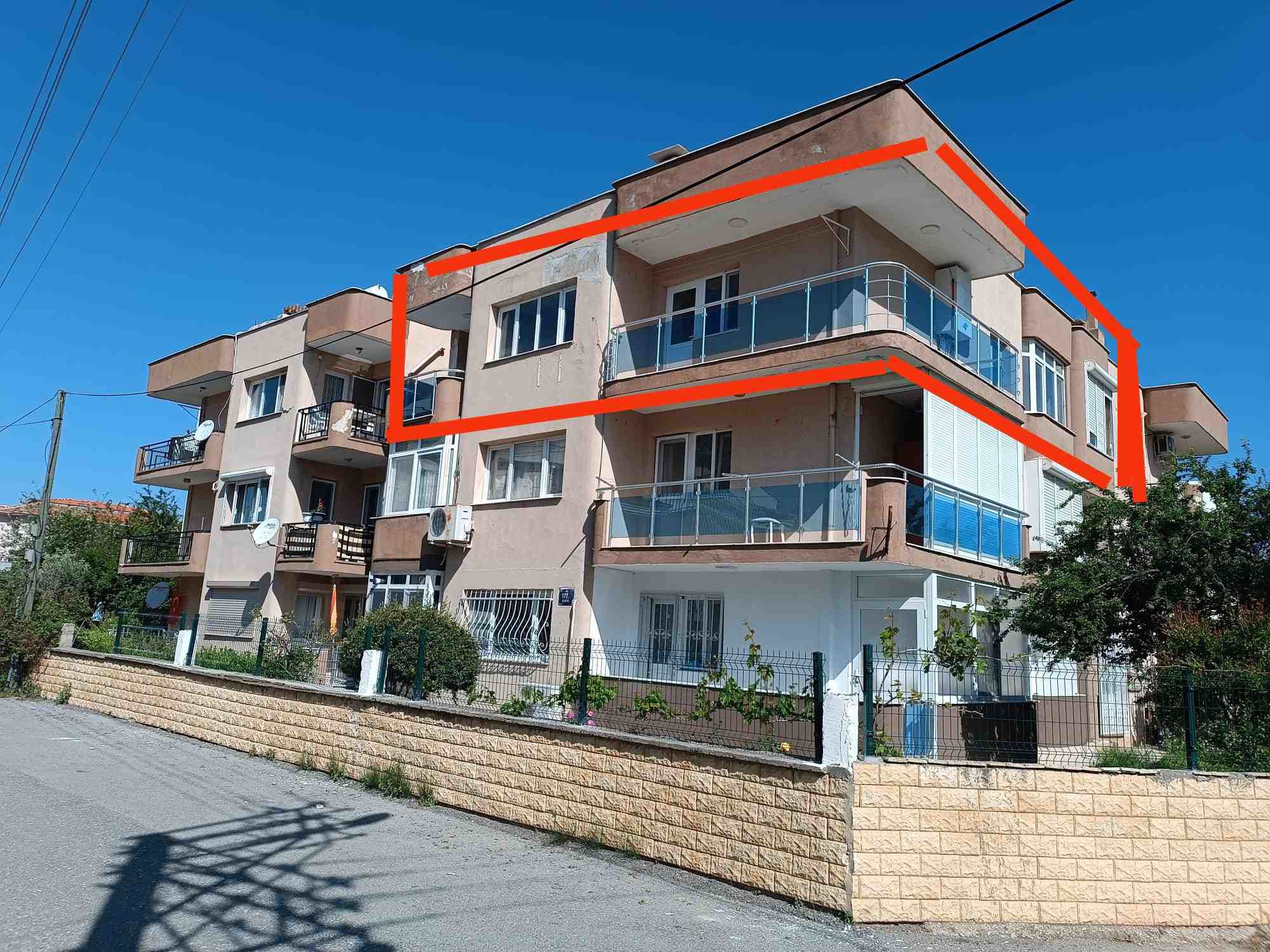 GÜZELBAHÇE YALI MAHALLESINDE DENIZE YAKIN 3+1 KIRALIK DAIRE