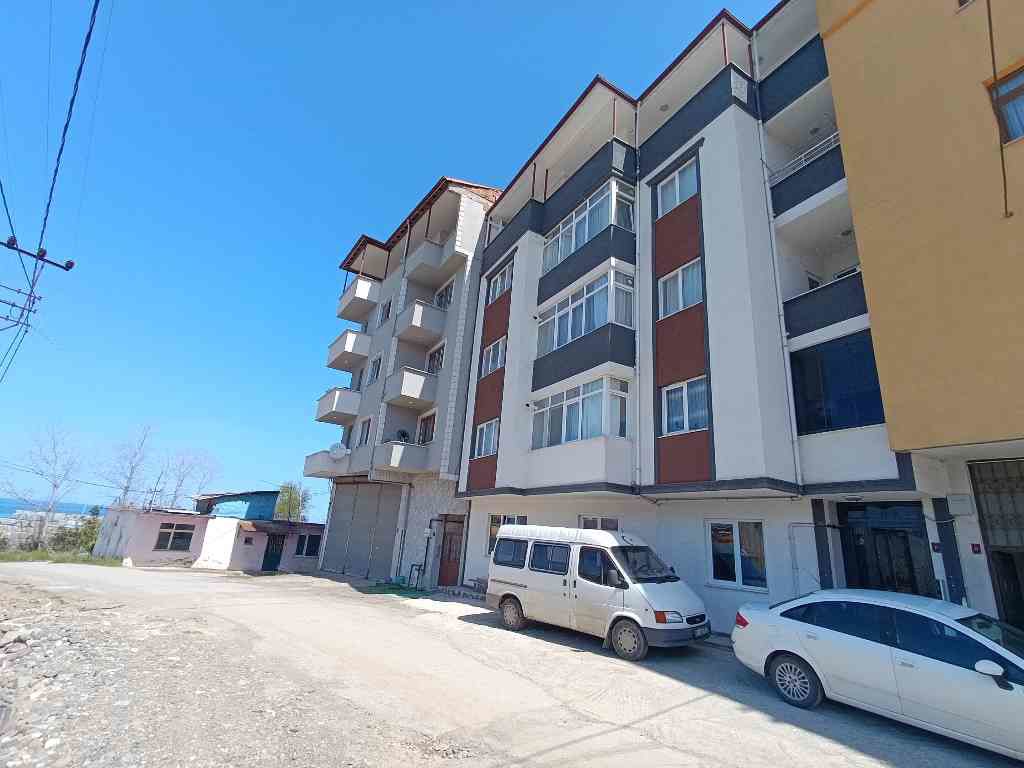 FATİH MAHALLESİ SAHİLE 100MT.DENİZ MANZARALI SIFIR 2+1
