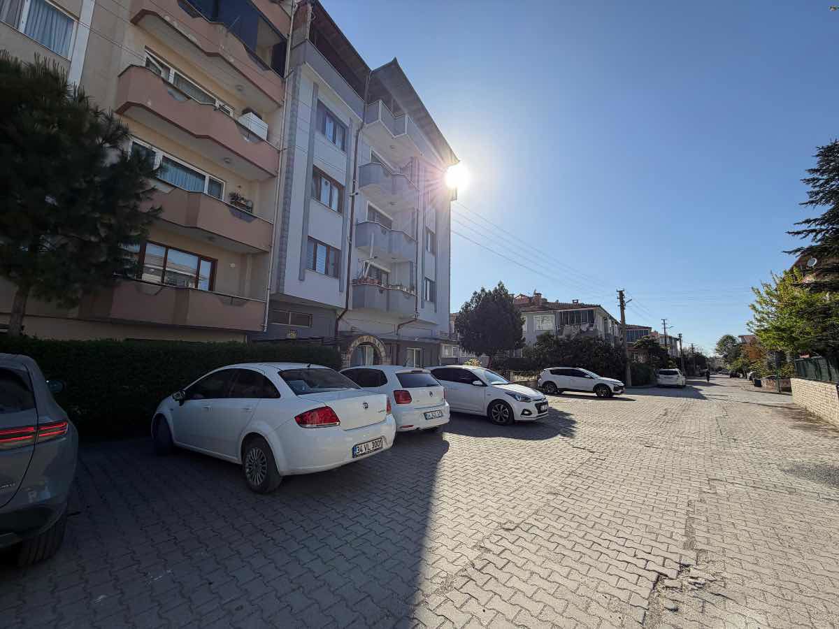 REMAX DESIGN DİLMEN MAHALLESİNDE ASANSÖRLÜ 3+1 SATILIK DAİRE