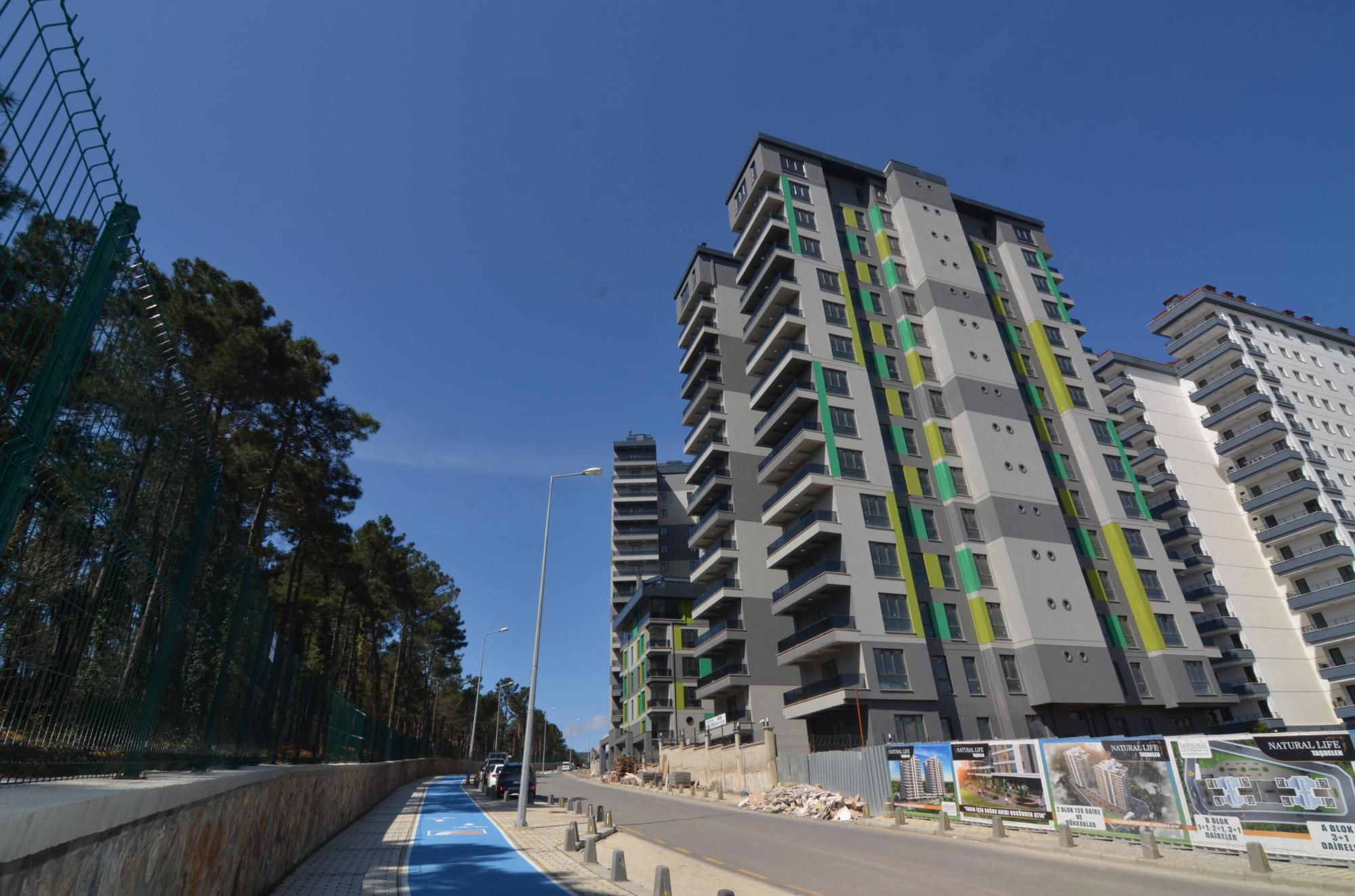 ÇEKMEKÖY - GOLDENPARK SİTESİNDE 3+1, 120 M2 KİRALIK DAİRE