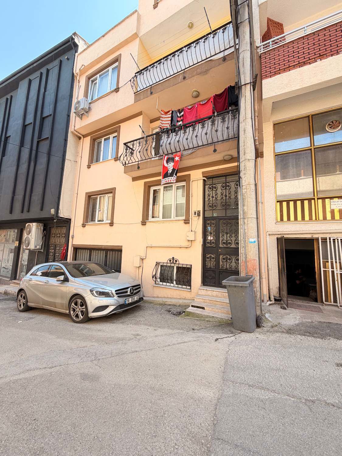 REMAX BEYAZ NİLÜFER KARAMANDA KIRALIK 1+1 DAIRE