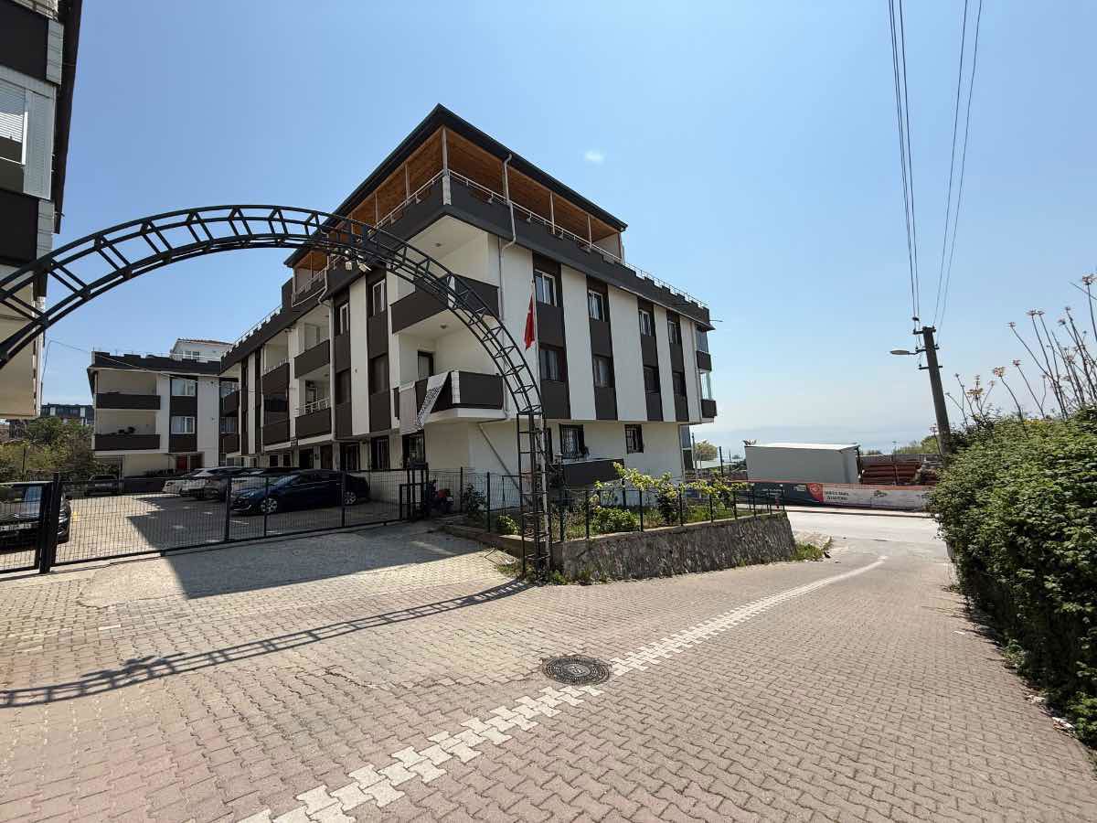 DARICA CAMI MAHALLESINDE DENIZ MANZARALI 5+1 LÜKS DUBLEKS