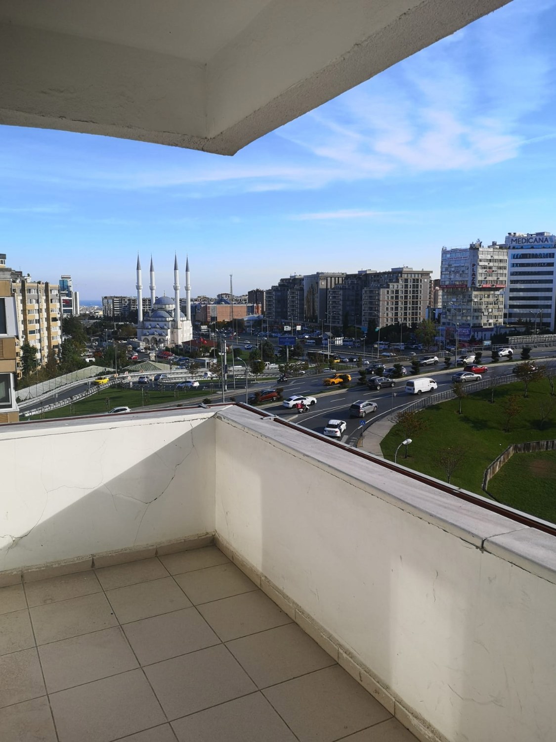 MARMARAY BEYLİKDÜZÜ 5DK OFİS-KONUTA UYGUN 3+1 DAİRE KİRALIK