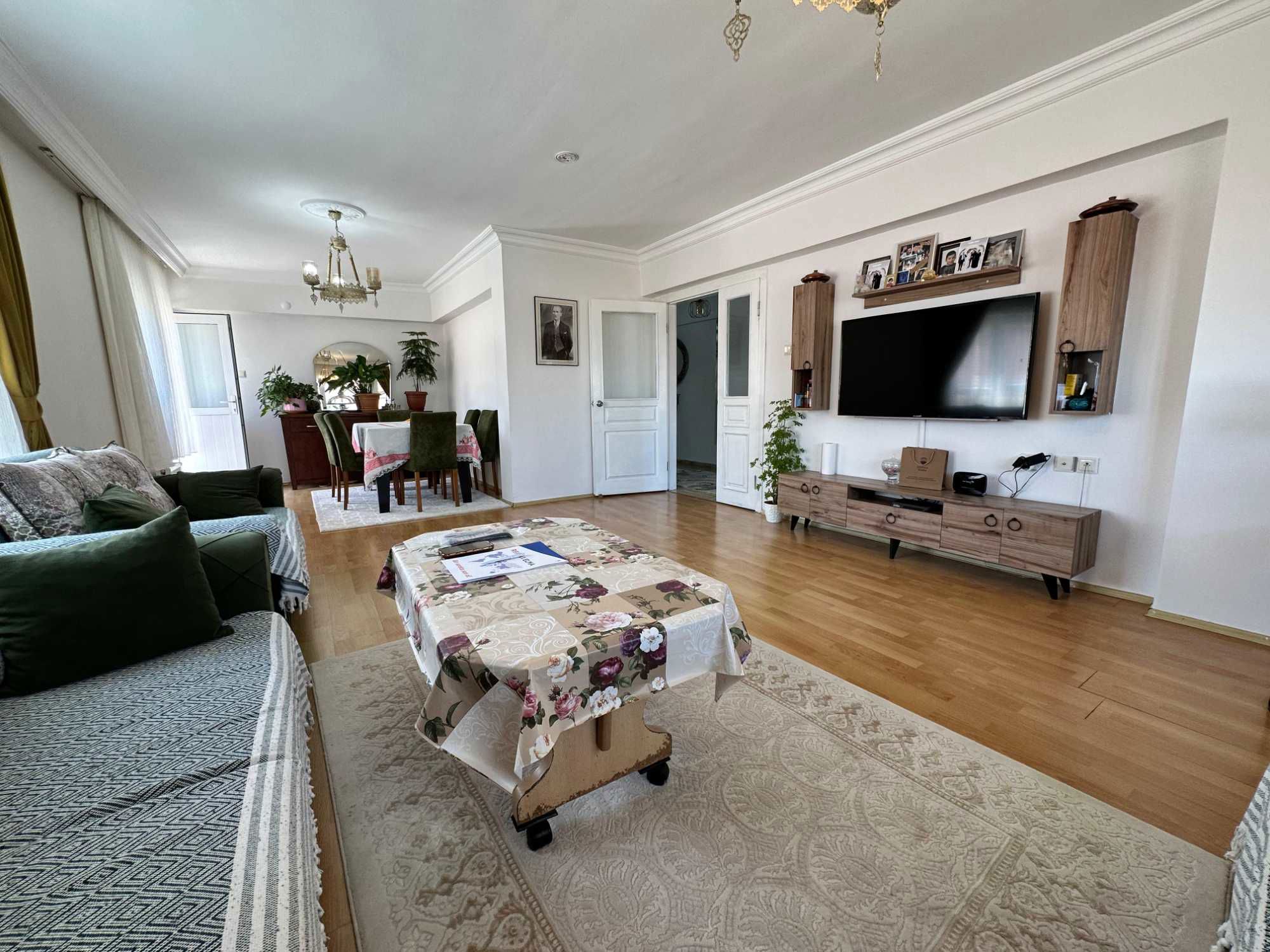 VEDAT DALOKAY’DA  GOP’A KOMŞU MANZARALI GENİŞ 4+1 DAİRE