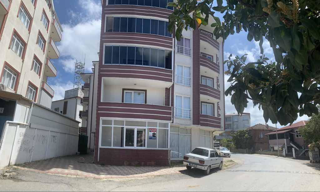 SAKARYA KOCAALİ MERKEZDE 2+1 110 M2 SATILIK DAİRE