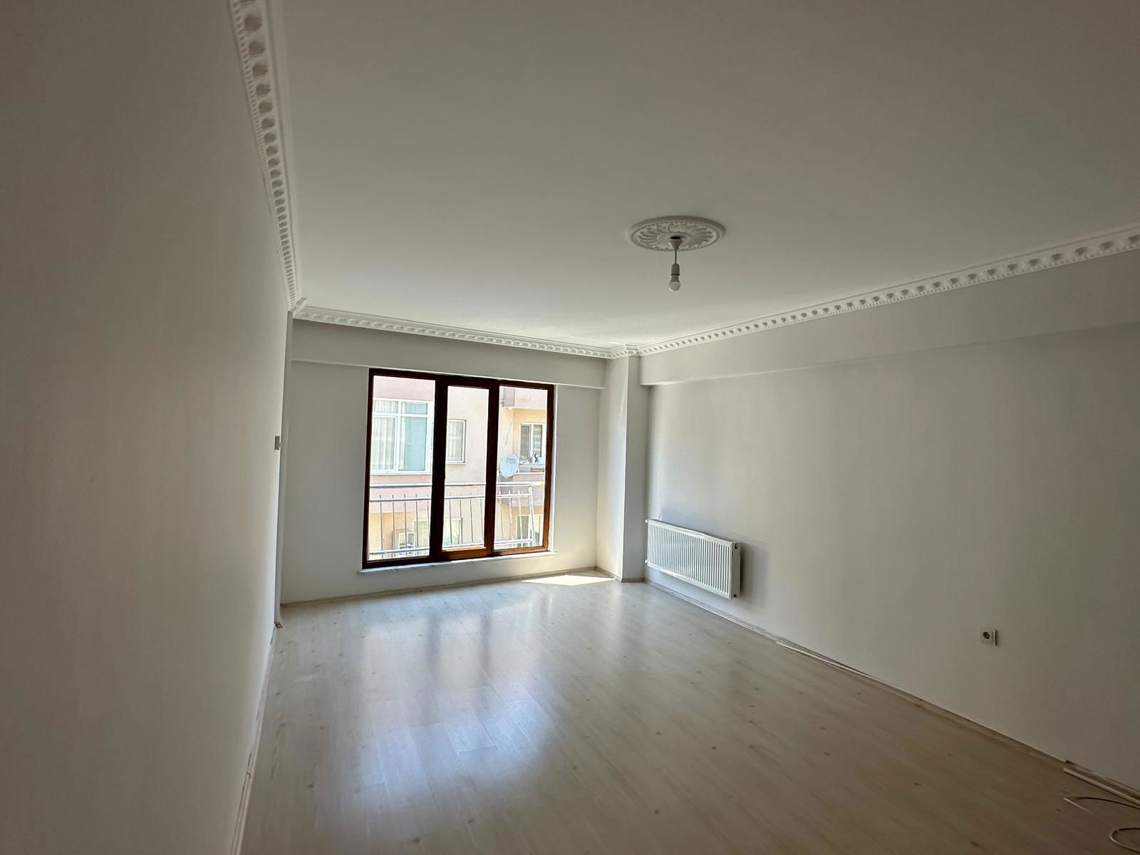 ÇANAKKALE BARBAROS MAH.DE 2+1 KİRALIK DAİRE