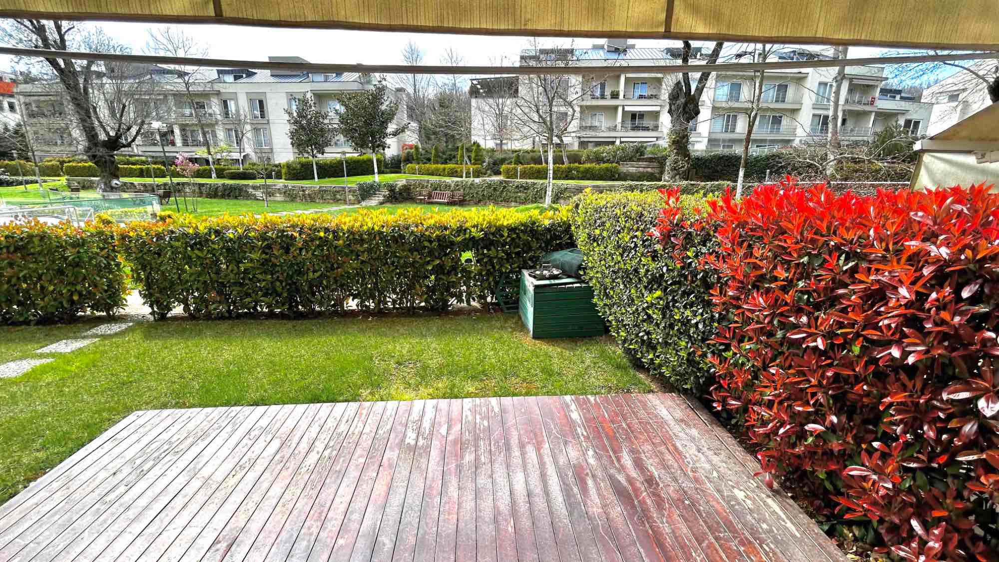 ÇEKMEKÖY ESSA FLORA’DA TEK DEĞİL, ÇİFT BAHÇELİ BİR YAŞAM 2+1 DAİRE