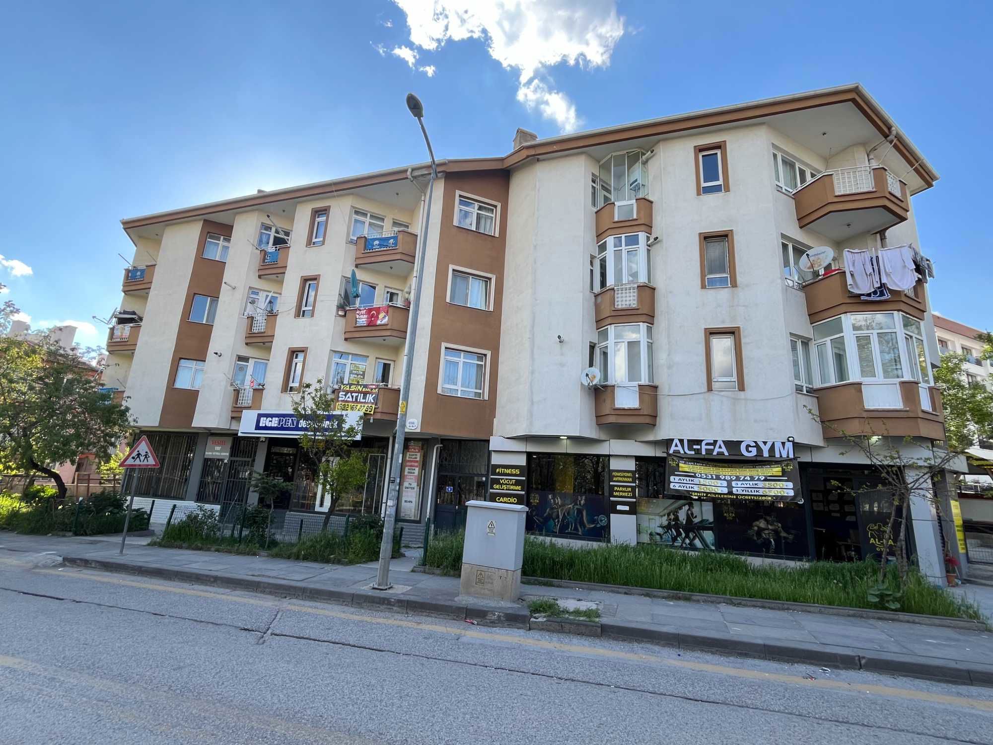 TÜRKÖZÜ 1. KAT ANA CADDE ÜZERI 3+1 SATILIK DAIRE