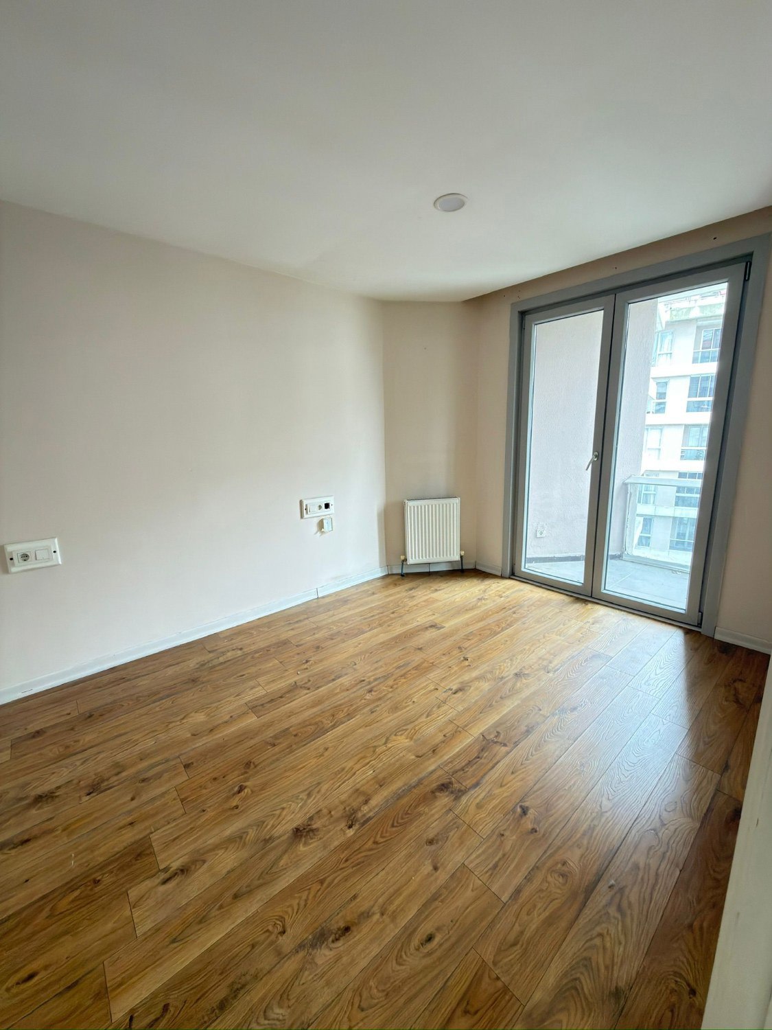 VERA RESIDENCE KİRALIK SİTE İÇİ 1+1 DAİRE HAVUZ CEPHE
