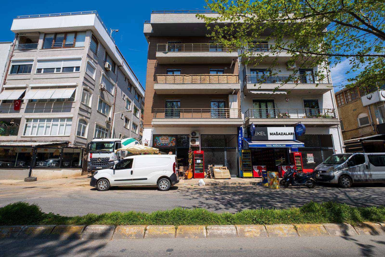 DENIZ MANZARALI SAHILE SIFIR YALI MAHALLESINDE 3+2 SATILIK DAİRE