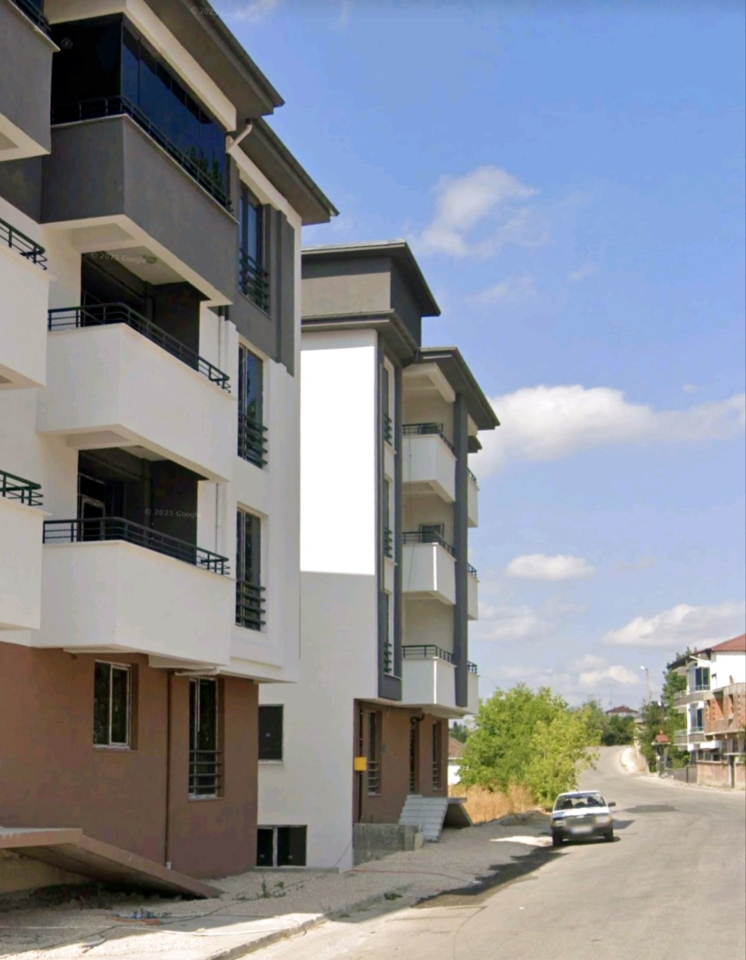 HAVZA DEĞİRMEN ÜSTÜN DE YOLA YAKIN FIRSAT DAİRE