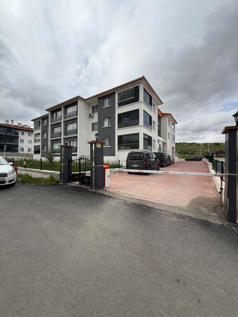 AYYILDIZ'DA SATILIK LÜKS 3+1 DAIRE - 155M² GENIŞ KULLANIM ALANI