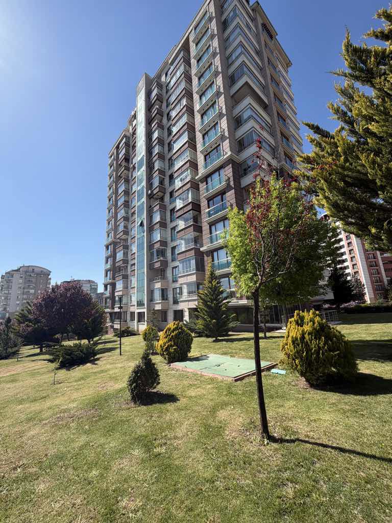 BEŞTEPE SAKLI BAHÇE 4+1 LÜKS DAİRE