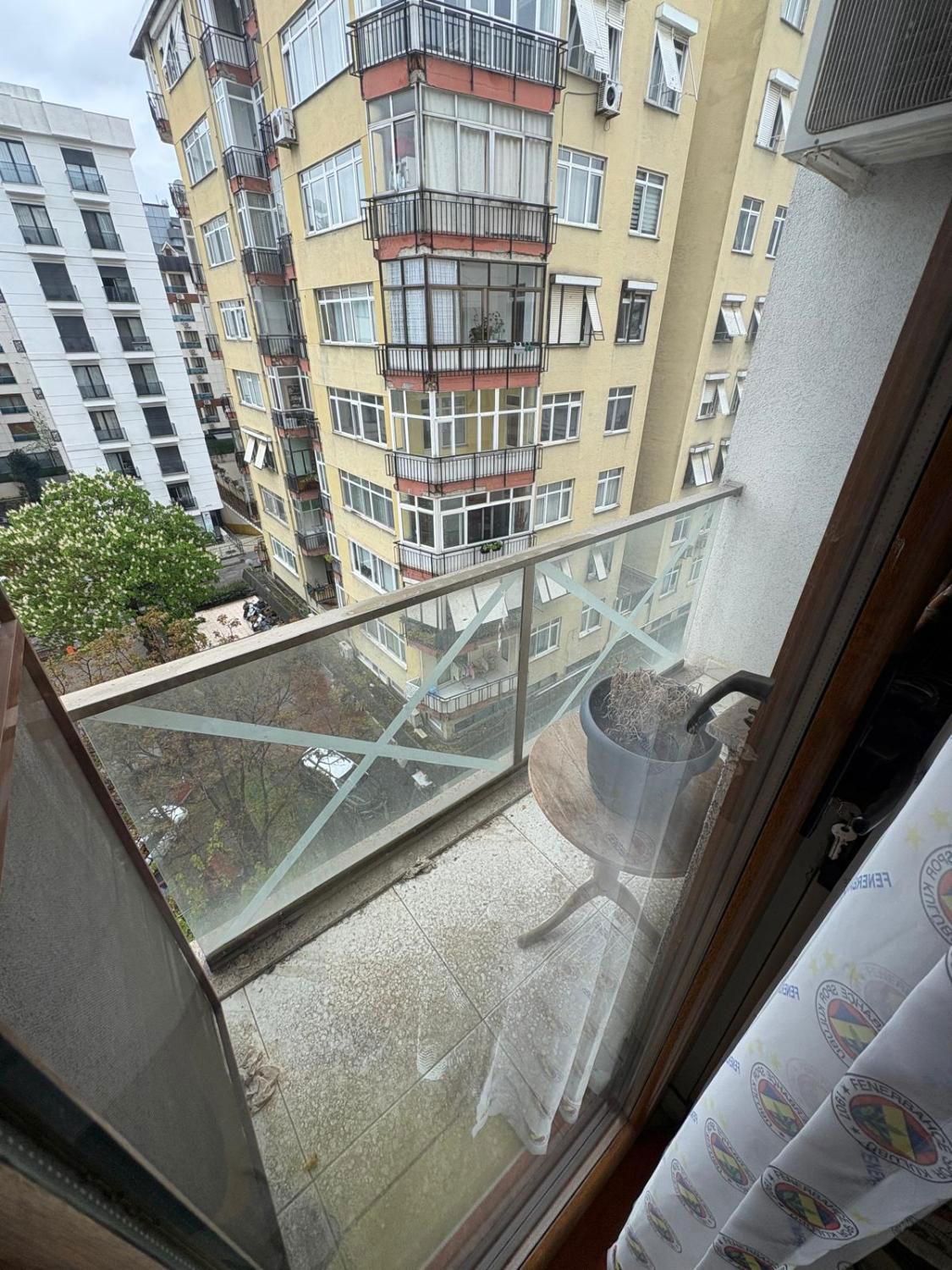 KADIKÖY ZİVERBEYDE PRESTİJLİ KONUMDA SATILIK 1+1 DAİRE