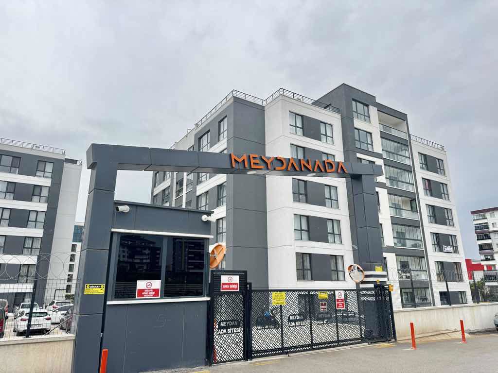 ERYAMAN MEYDAN ADA SİTESİ FULL YAPILI KİRALIK 3+1 DAİRE
