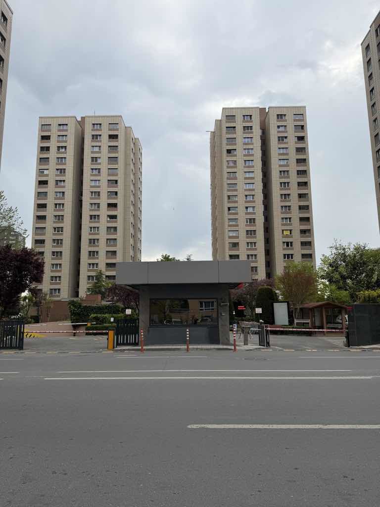 KENTPLUS F BLOKLARDA 4+1 TAŞINMAYA HAZIR BOŞ SATILIK DAIRE