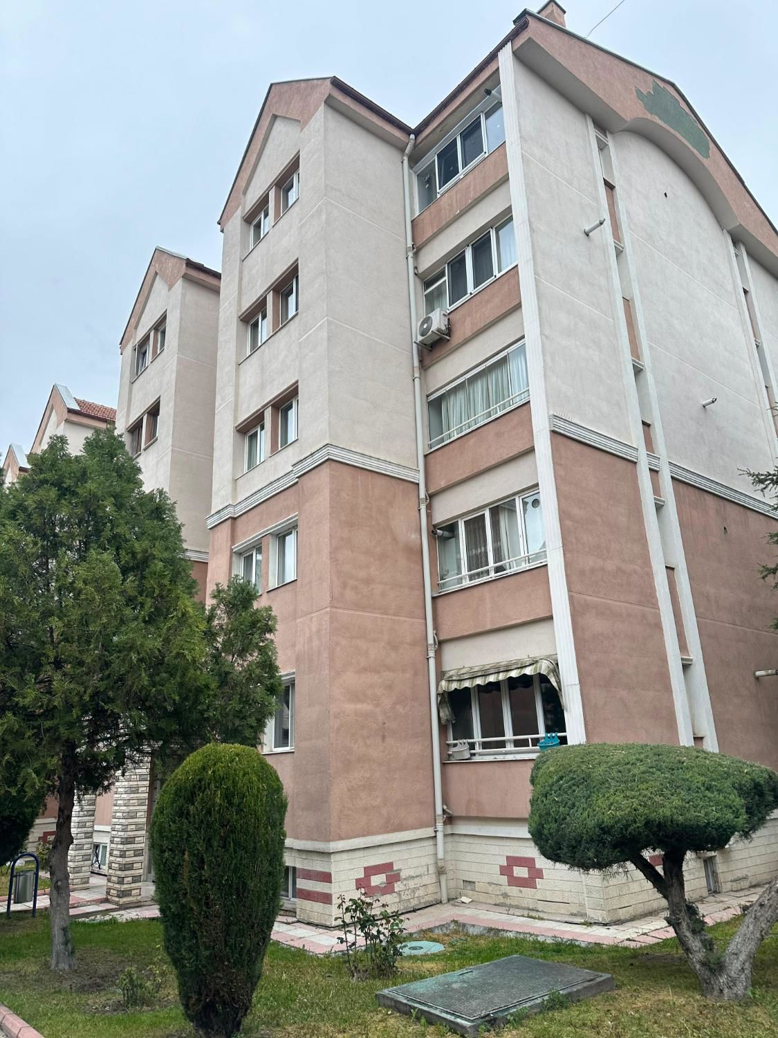 ANKARA ELVANKENT VARAN 1 SITESI'NDE SATILIK 3+1 DAIRE