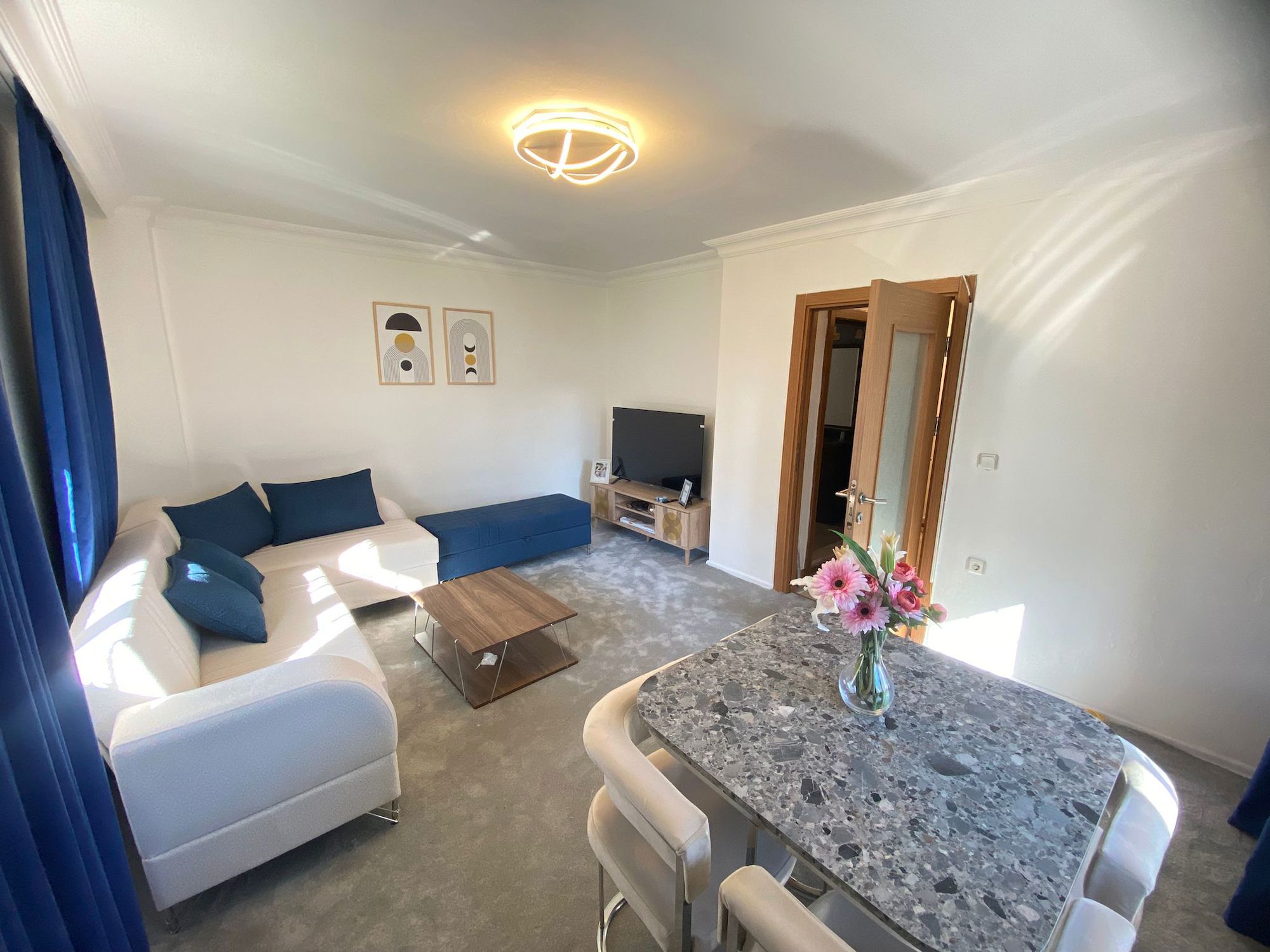BEYLİKDÜZÜ YAŞAM VADİSİNE ÇOK YAKIN YATIRIMLIK FULL EŞYALI SATILIK DAİRE
