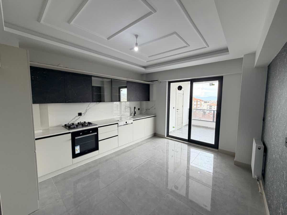 REMAX DOĞU'DAN CUMHURİYET MAHALLESİNDE 3+1 SIFIR LÜKS DAİRE!