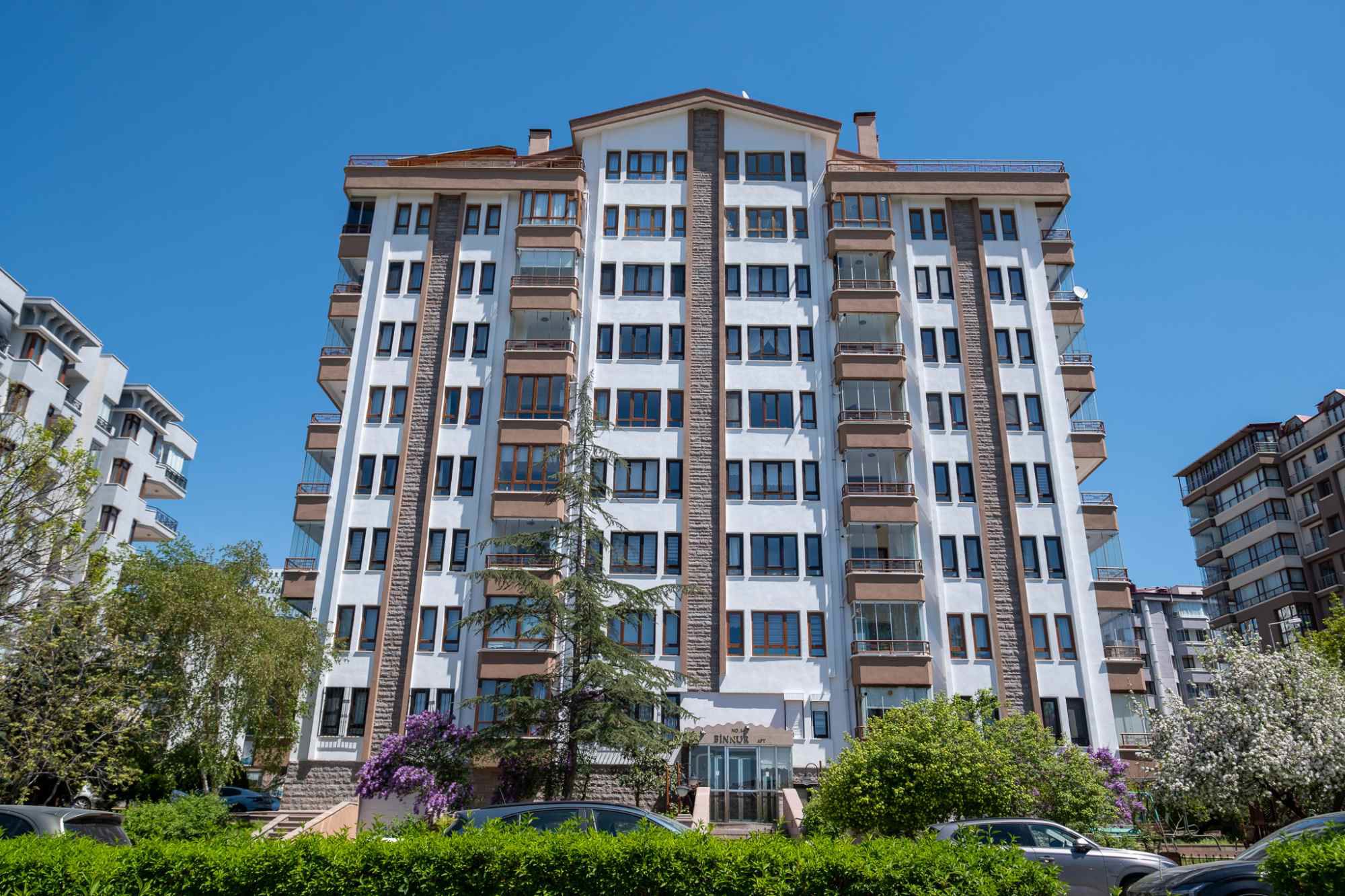 ÇUKURAMBAR, MERKEZİ LOKASYON, ARA KAT, SATILIK 4+1 DAİRE