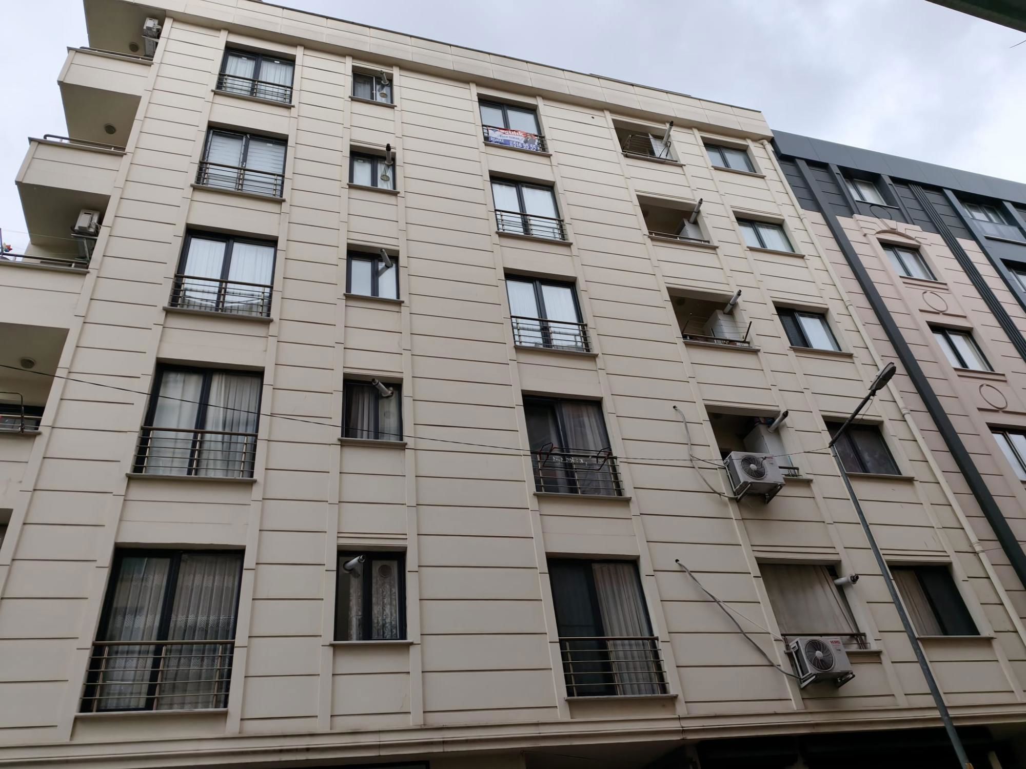 REMAX ESRA ÖZKAN'DAN AĞIZ DİŞ HASTANESİ KARŞISI TERASLI DUBLEKS