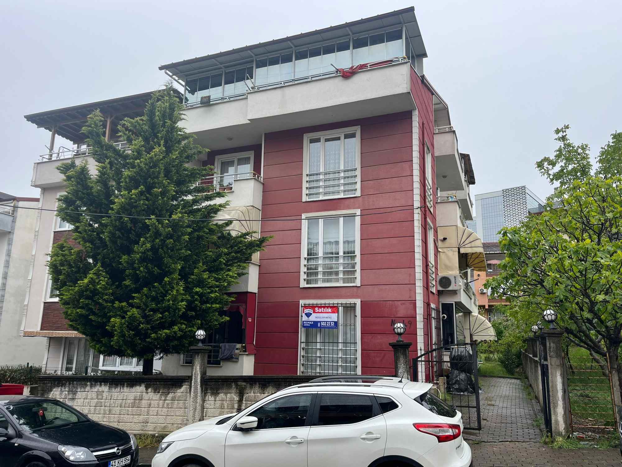 YEŞİLOVADA, ŞEHİR HASTANESİNE YÜRÜME MESAFESİNDE SATILIK 2+1 DAİRE