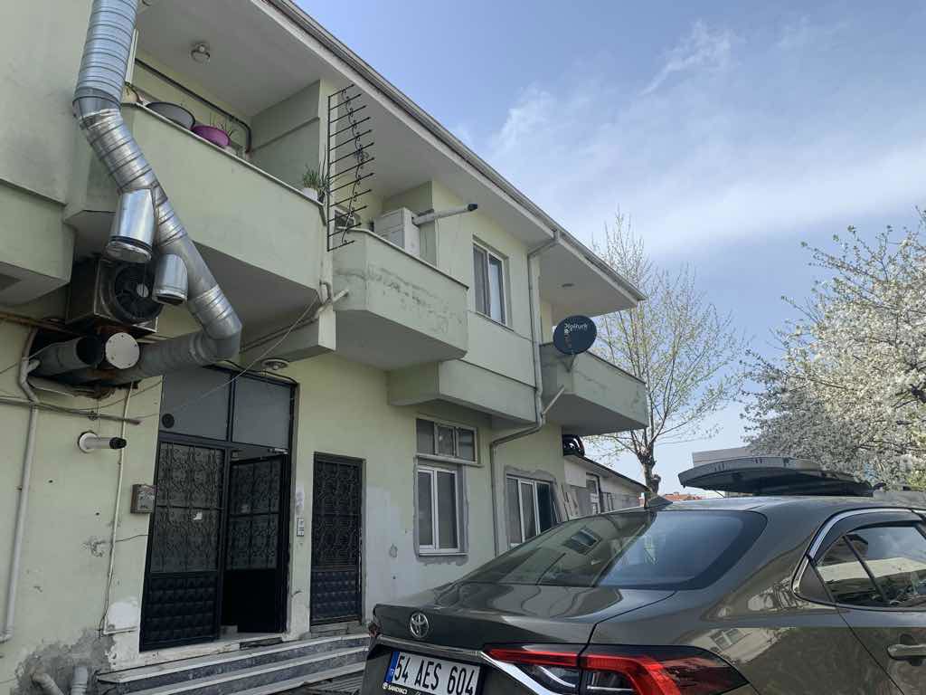 SAKARYA SERDİVAN İSTİKLAL MAHALLESİNDE 4+1 KİRALIK ÇATI DUBLEX