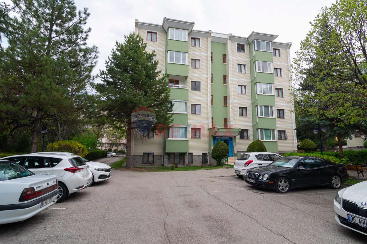 PROF. DR AHMET TANER KIŞLALI MH MAVI KÖŞE SITESI 3+1 KIRALIK