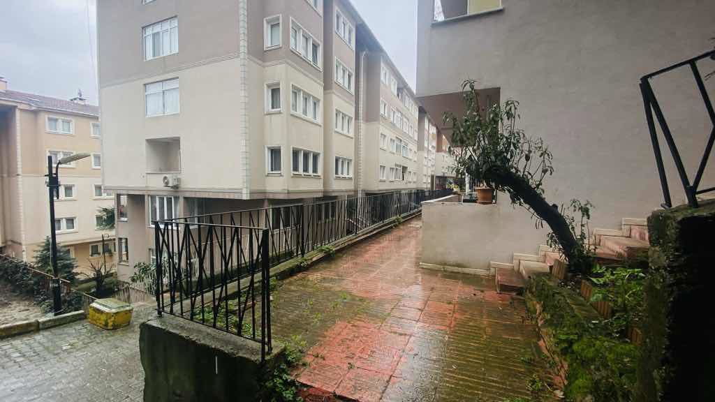 REMAX ASHİLL ÇENGELKÖY ATA 2 SİTESİ 3+ 1 SATILIK DAİRE