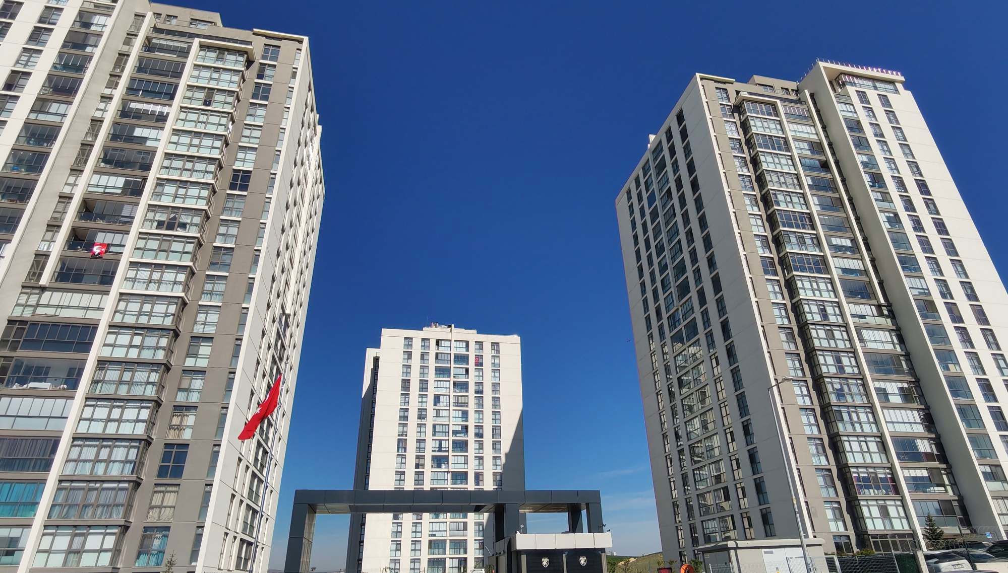 ATASAYANLAR 5’DE ULTRA LÜKS 4,5+1 ÖZEL YAPILI DAİRE