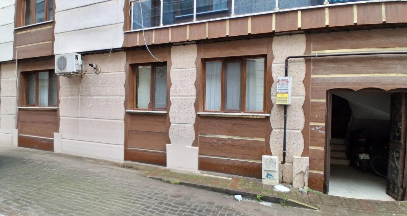 MANISA SARUHANLI CUMHURIYET MAH.’DE BAHÇE KULLANIMLI 3+1 DOĞALGAZLI FIRSAT DAIRE