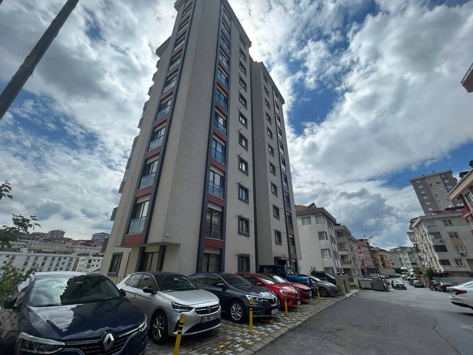ATAŞEHIR SATILIK 3+1 DAIRE