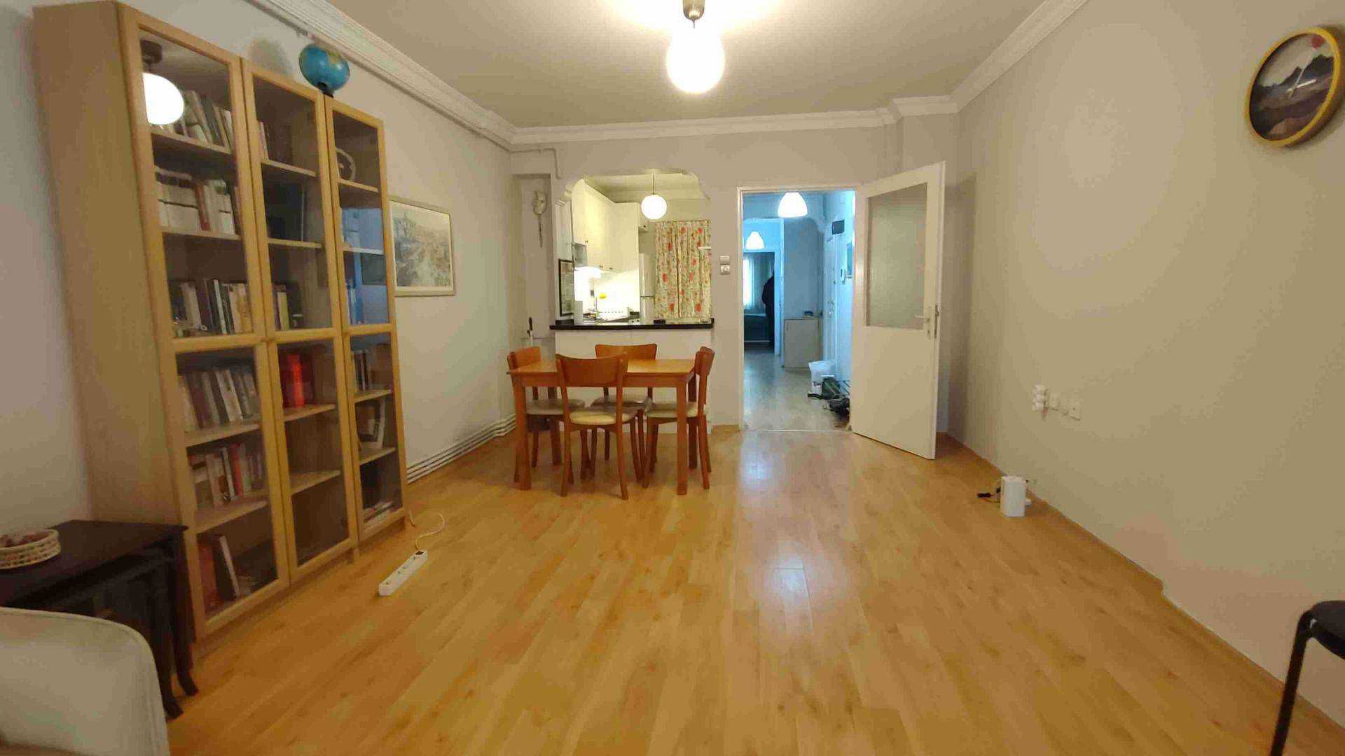 KARŞIYAKA DEDEBAŞI GENİŞ, TEMİZ KİRALIK EŞYALI 1+1 DAİRE