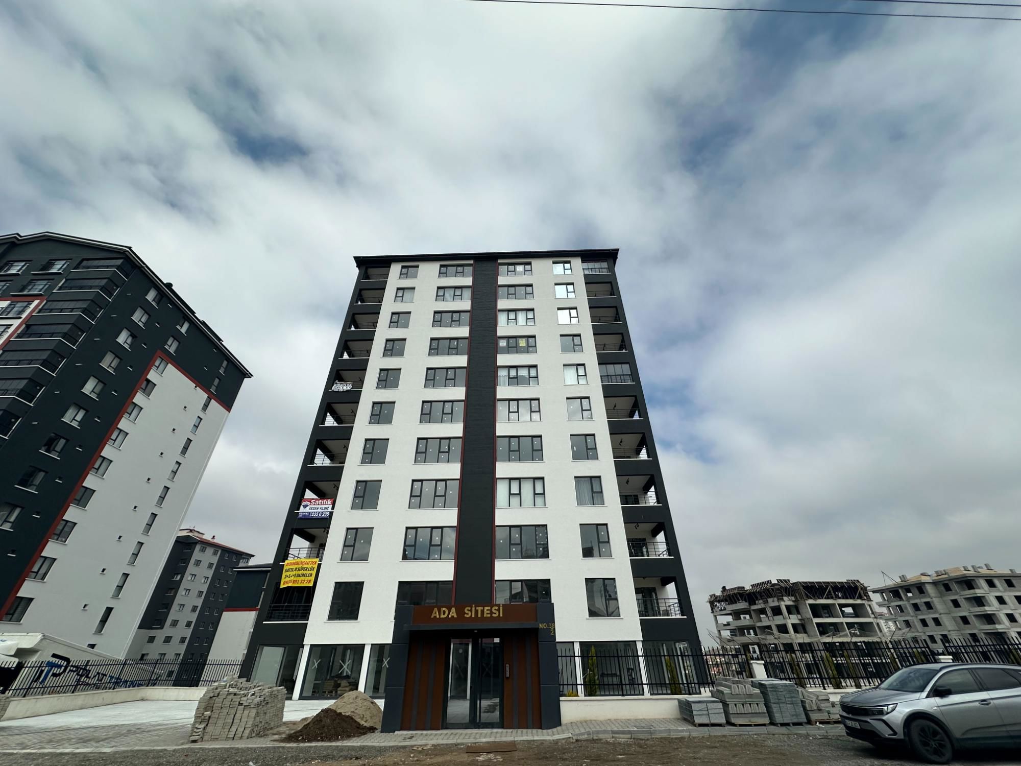 EGE MAH. SIFIR GENIŞ KULANIMLI MANZARALI KIRALIK 4+1 DAIRE