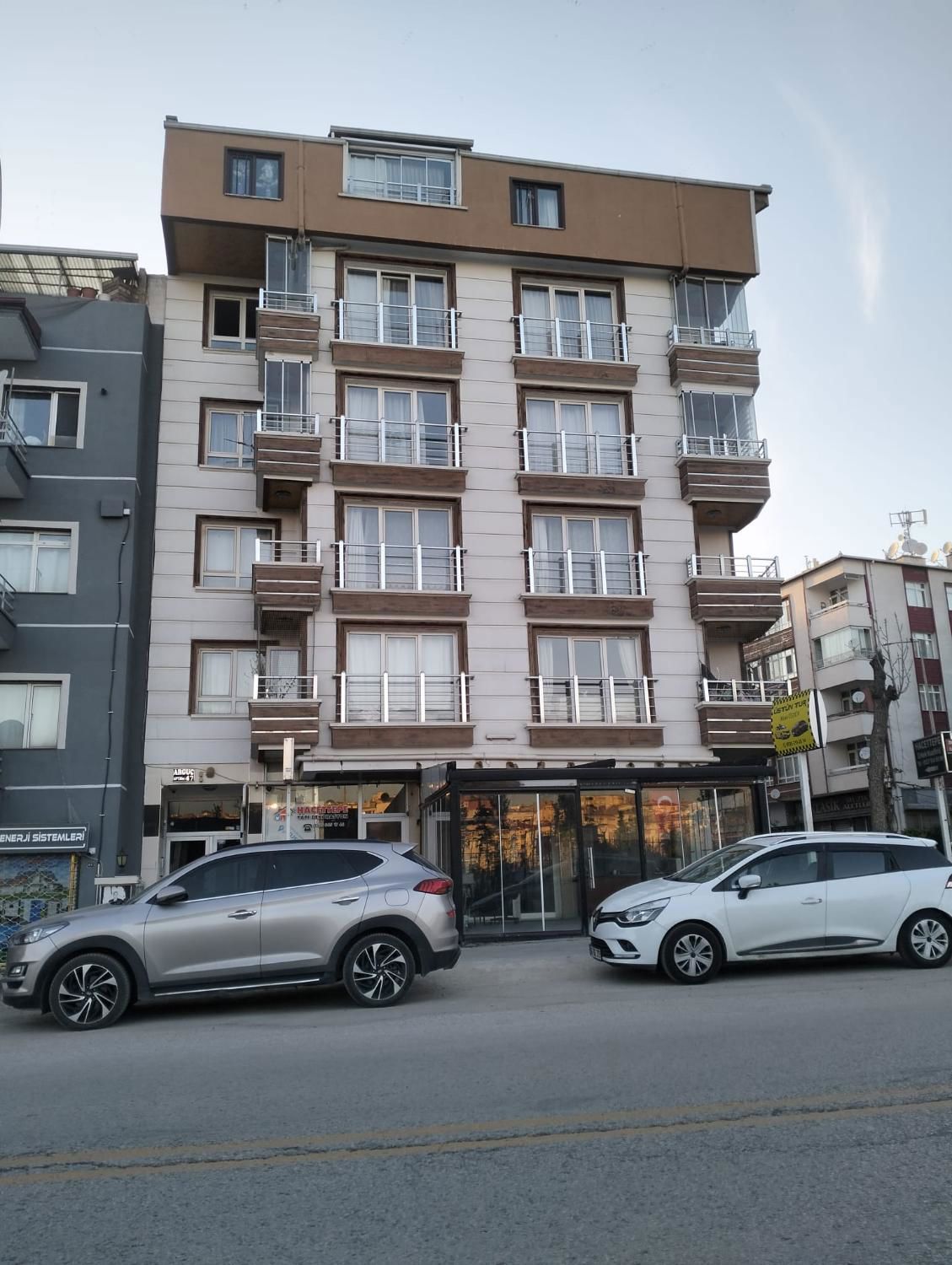 ANKARA CEBECI’DE MILLET BAHÇESI YANI, FERAH VE MERKEZI KONUMDA SATILIK DUBLEX DAİRE