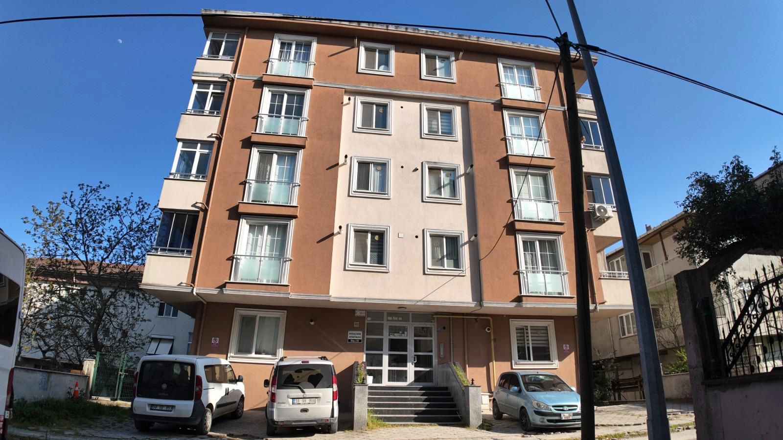 RE/MAX LAND'DEN 2+1 GENİŞ FERAH DAİRE