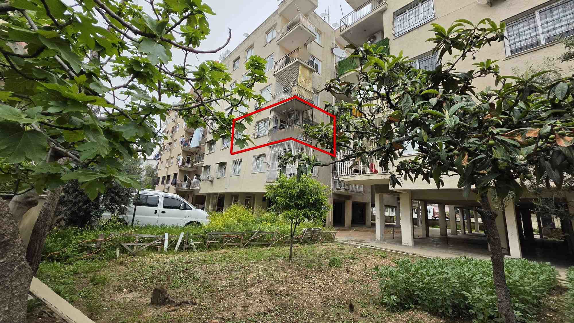 REMAX PALM'DEN MİTHATPAŞA MAH.'DE SİTE İÇİ SATILIK 3+1 DAİRE