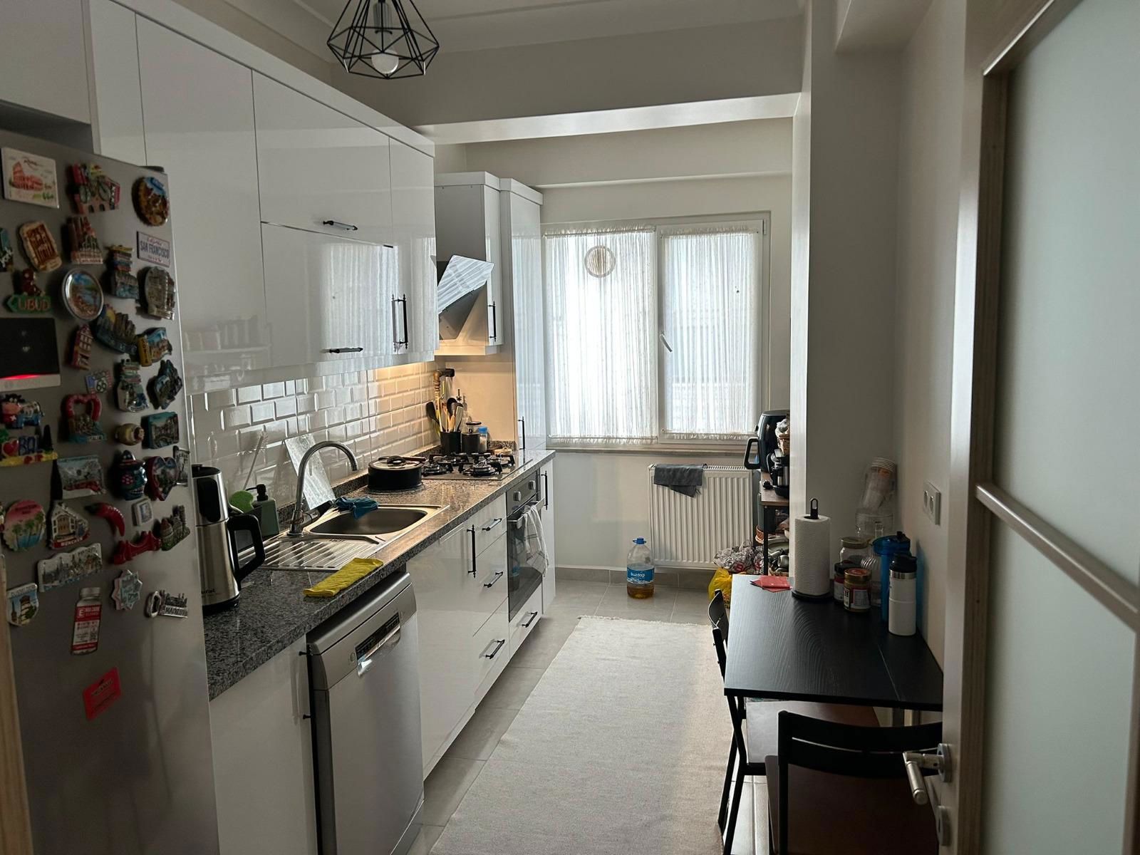 KÜÇÜKYALI MEKTEP CADDESI NET 93 M2 SATILIK 3+1