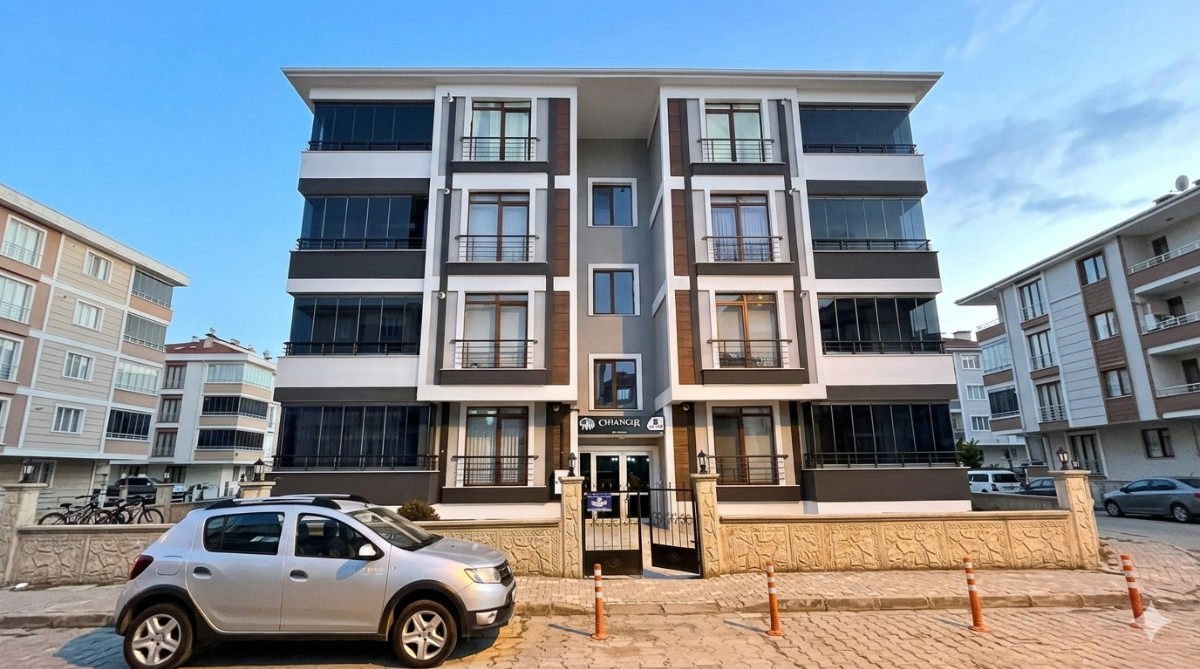 REMAX DEM'DEN DEMİRKENT CİHANGİR SİTESİNDE SATILIK DAİRE